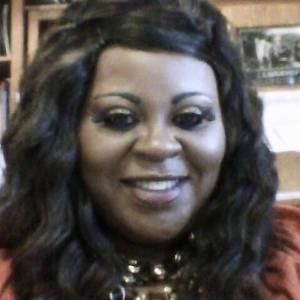 Meet your Posher, Cassandra